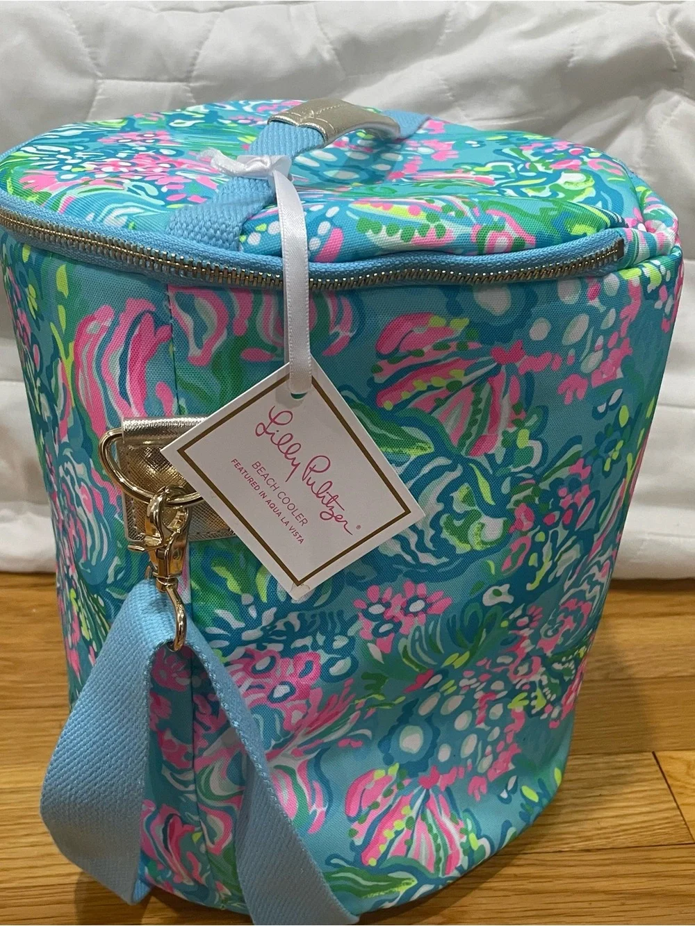 Lilly Pulitzer Blue Floral Kids Crossbody Cooler Bag with Pink & Green Accents.